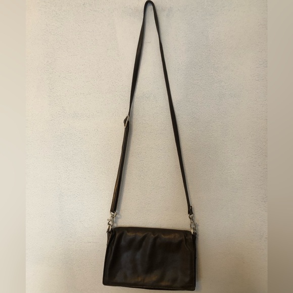 Brown leather wallet purse with removable strap. - Picture 3 of 4